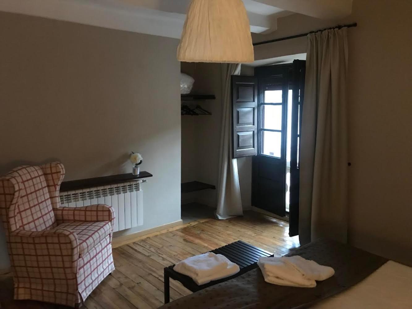 Casa Rural La Plaza Valoria la Buena Ngoại thất bức ảnh